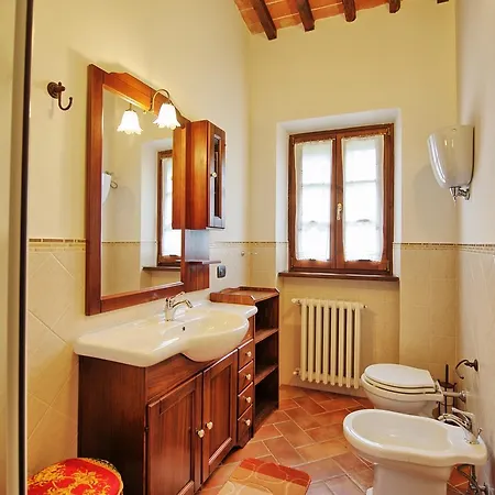 Portole Due By Posarellivillas *